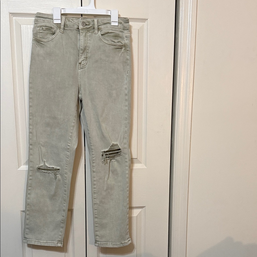 Women's Cropped Jeans in Light Gray